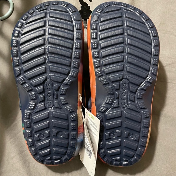 Crocs - Picture 2 of 2